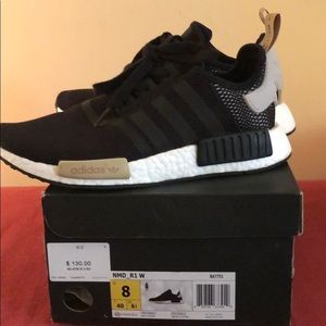 ADIDAS NMD R1 size 8
